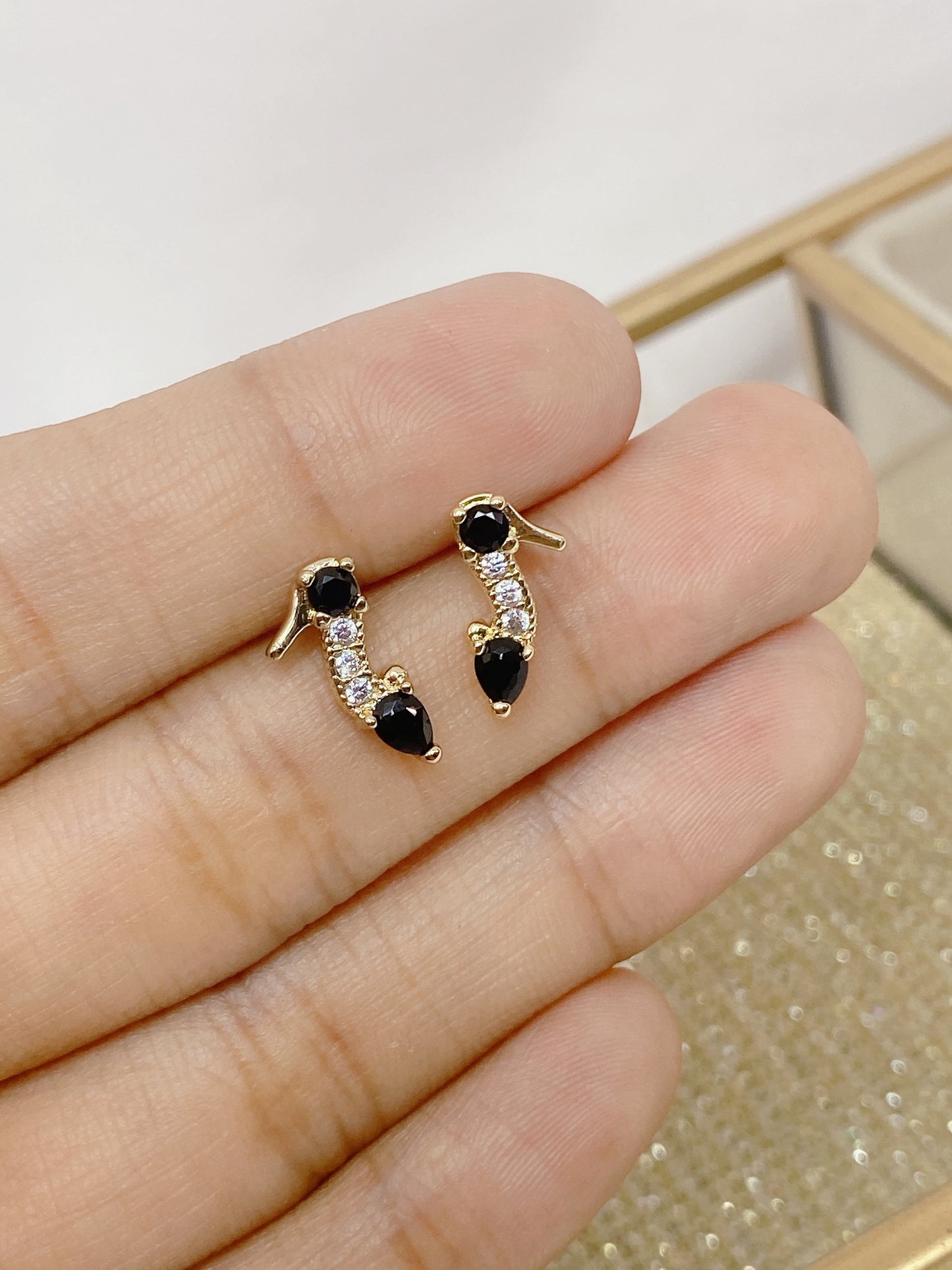 Arete de Chapa de Oro COA2136-1