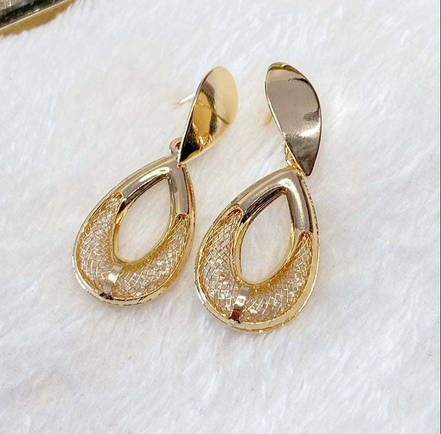 Arete de Chapa de Oro COA1782-1