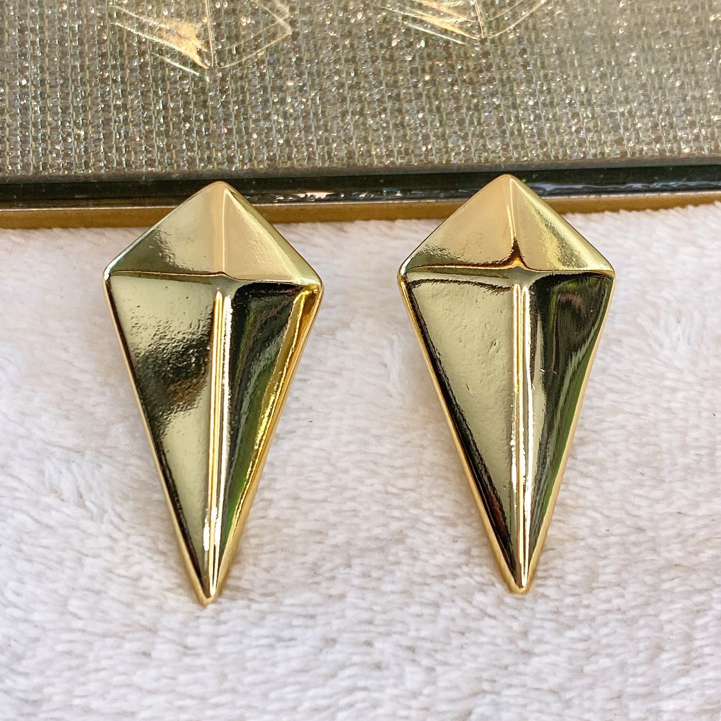 Arete de Chapa de Oro COA2053-1
