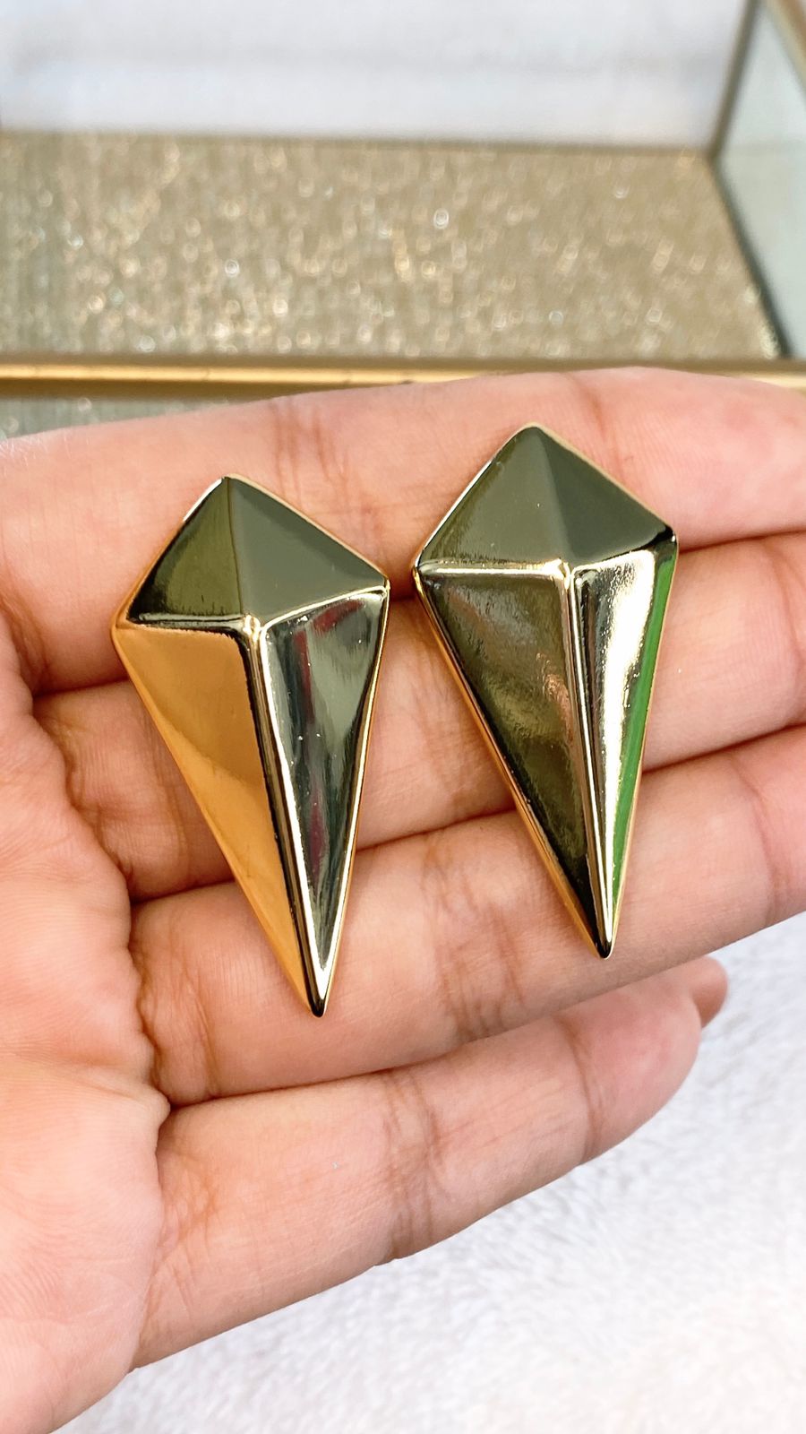 Arete de Chapa de Oro COA2053-1