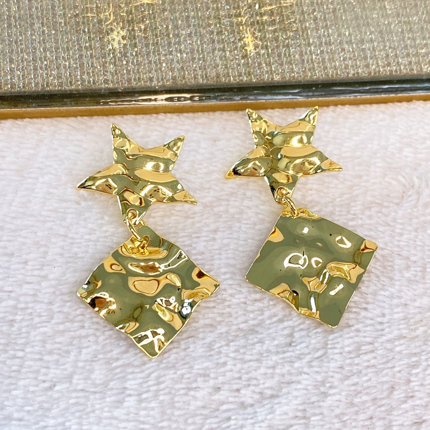 Arete de Chapa de Oro COA2058-1