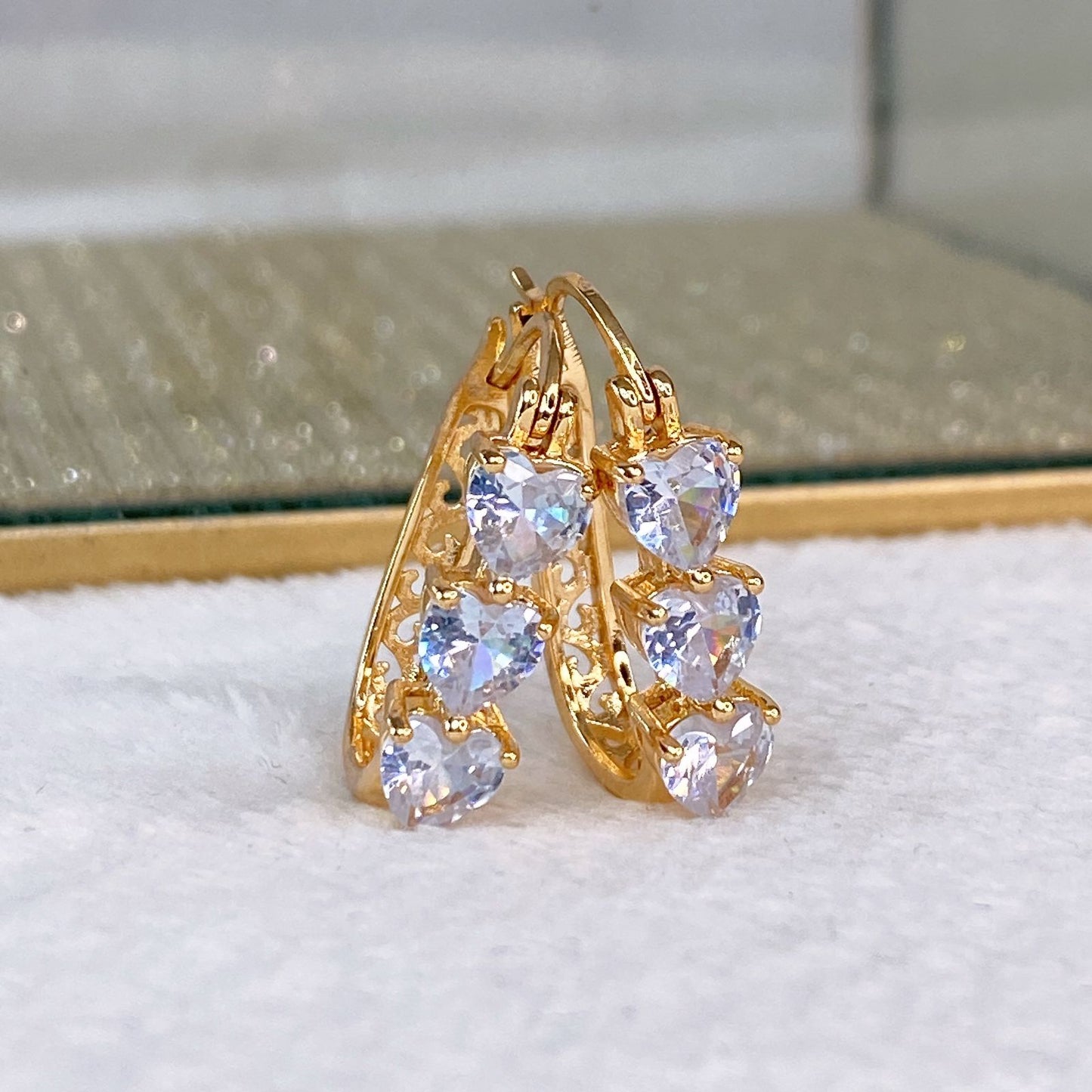 Arete de Chapa de Oro COA2087-3