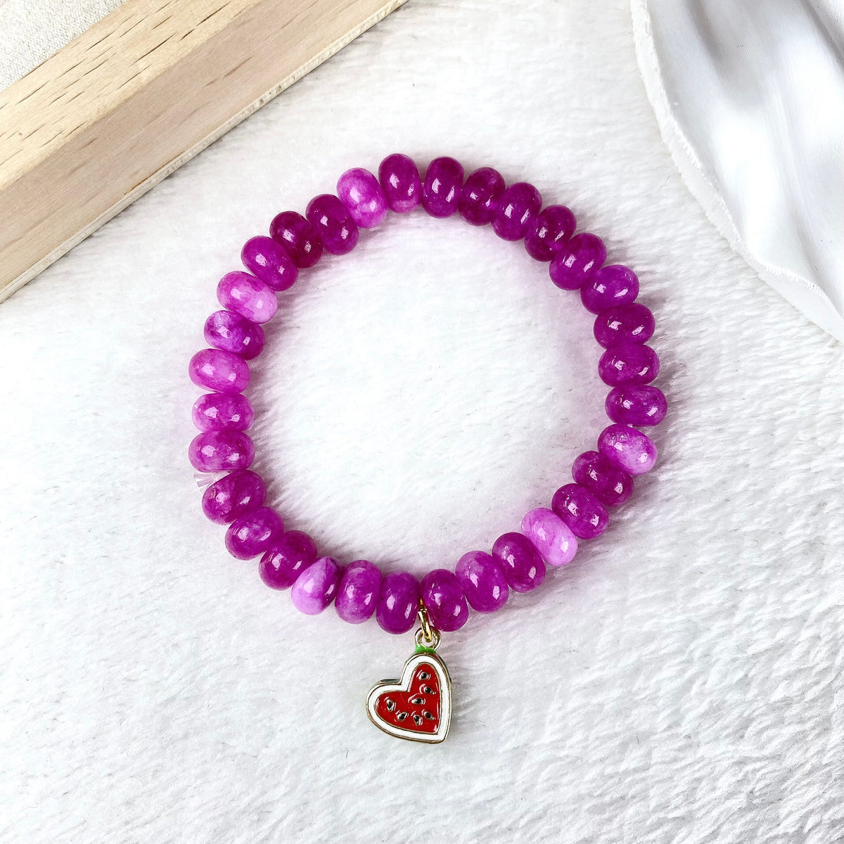 Pulsera de Piedra Natural con Dije de Chapa de Oro COP1970-1