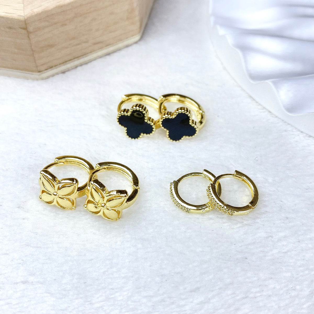 Set de Aretes de Oro Laminado COA2939-3