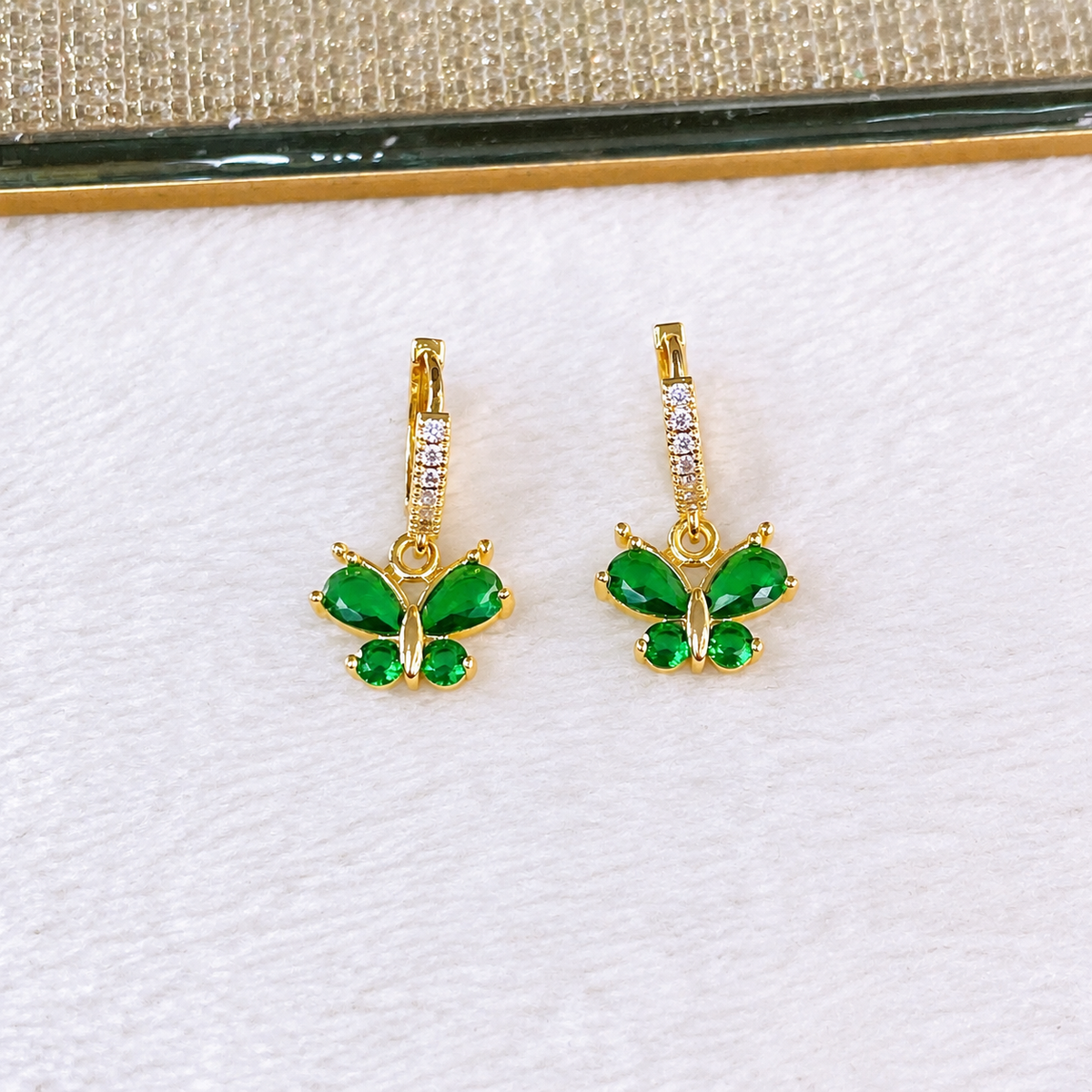 Arete de Chapa de Oro COA2619-3