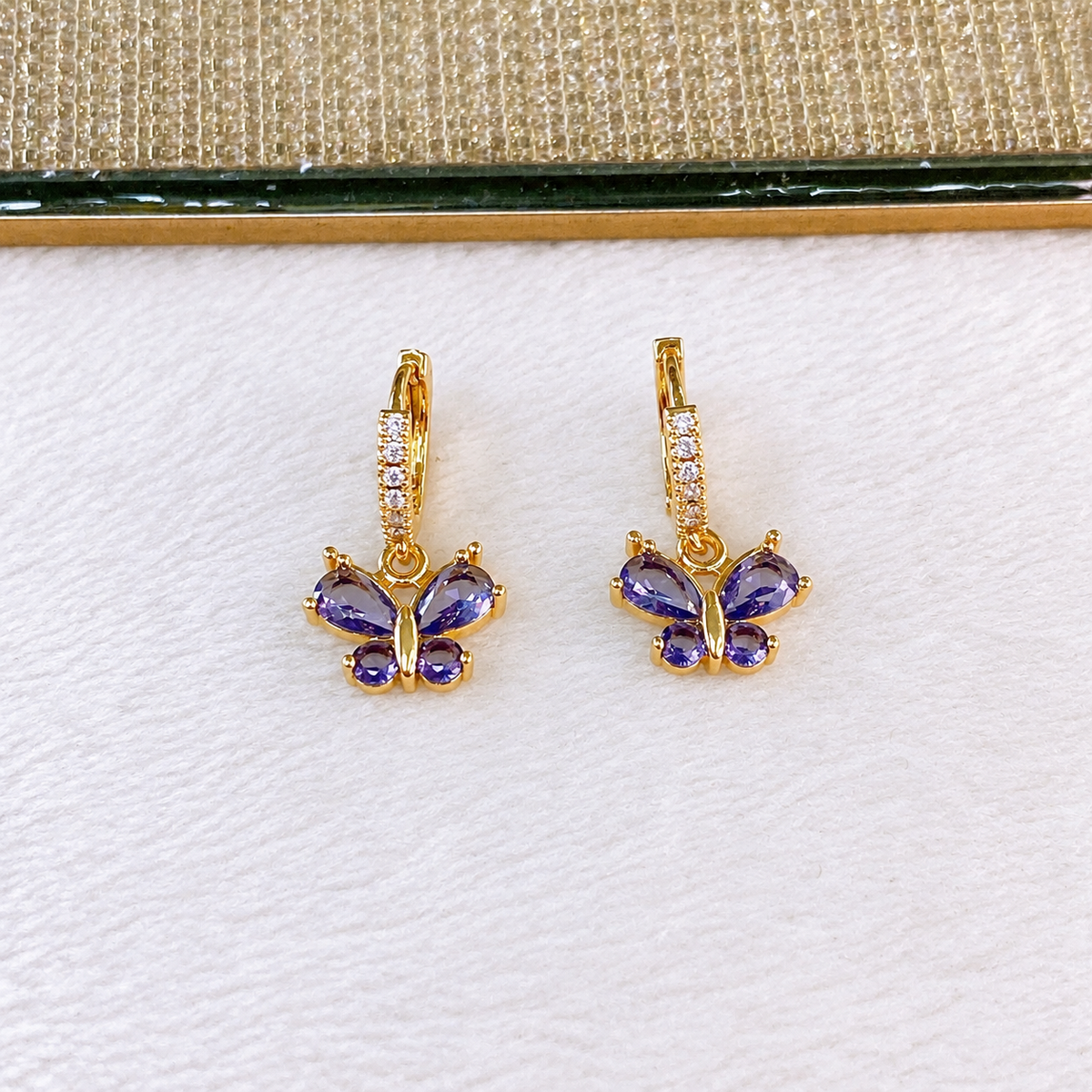 Arete de Chapa de Oro COA2619-4