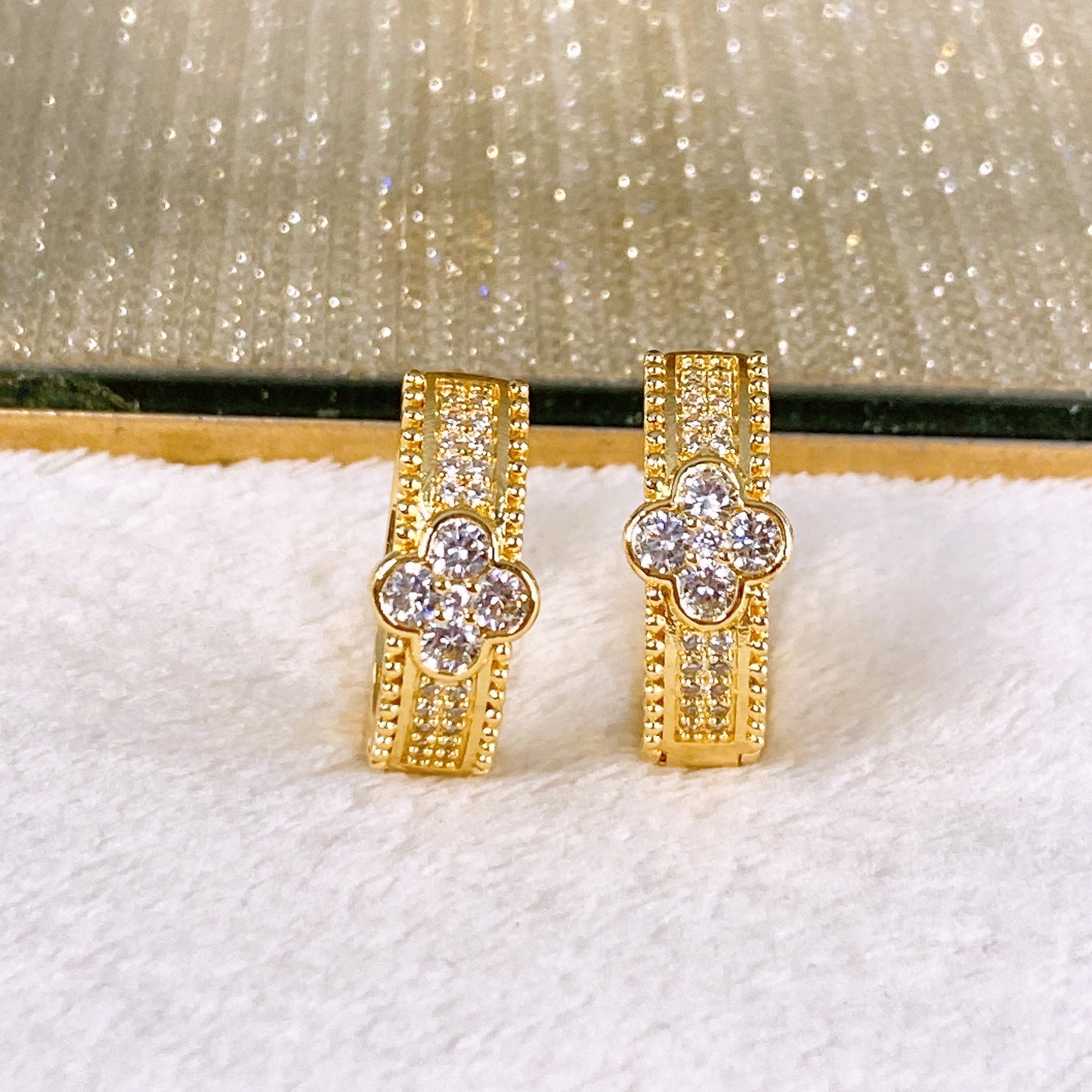 Arete de Chapa de Oro COA2880-1