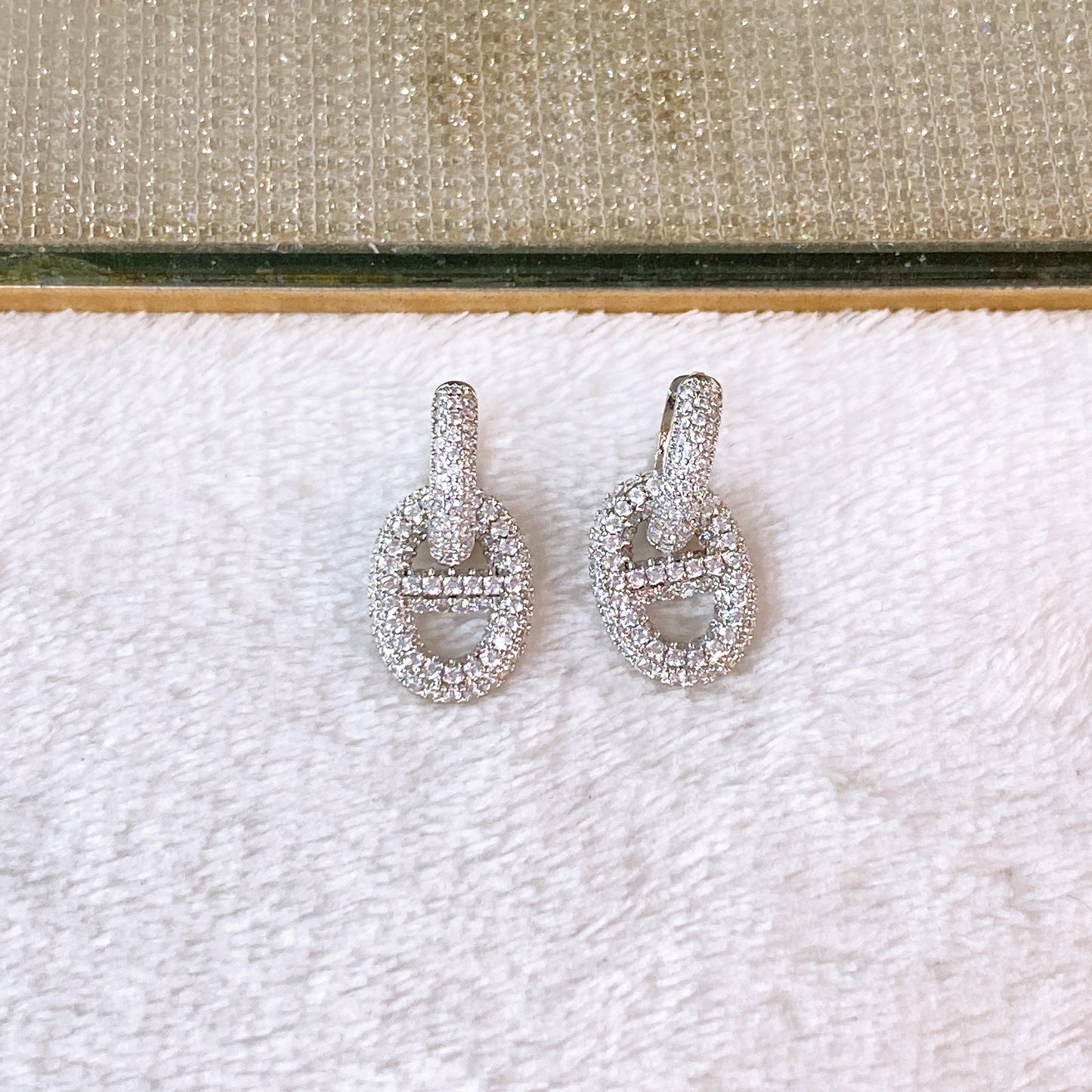 Arete de Chapa de Oro COA2843-2