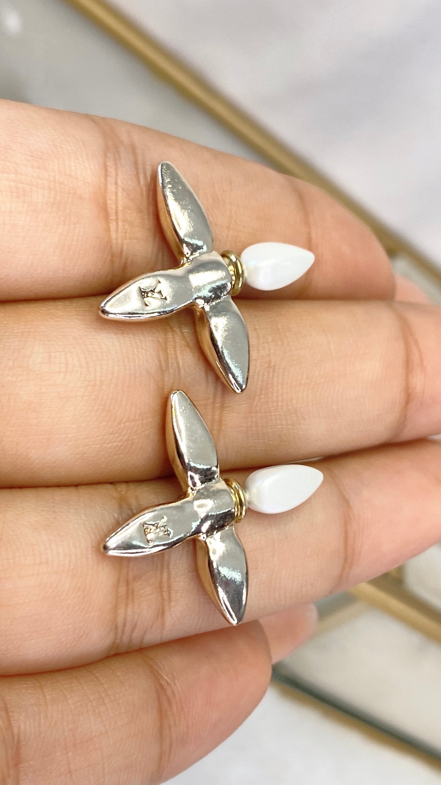 Arete de Chapa de Oro COA2126-2