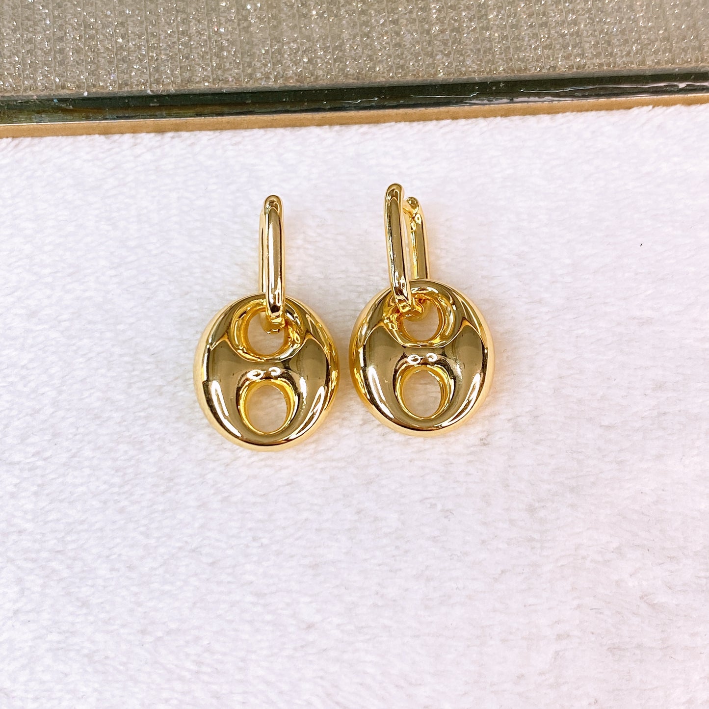 Arete de Chapa de Oro COA2731-1
