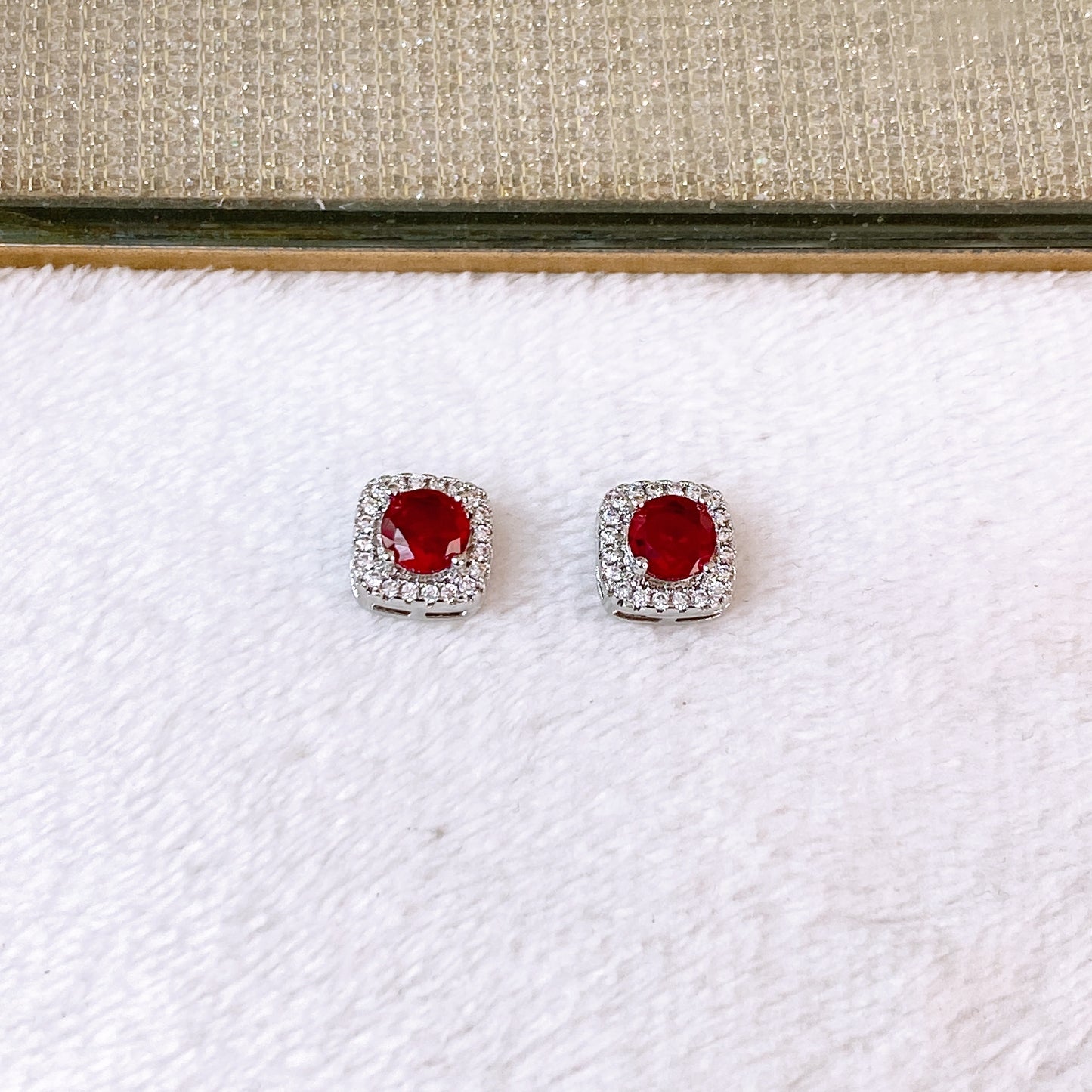 Arete de Chapa de Oro COA2867-7