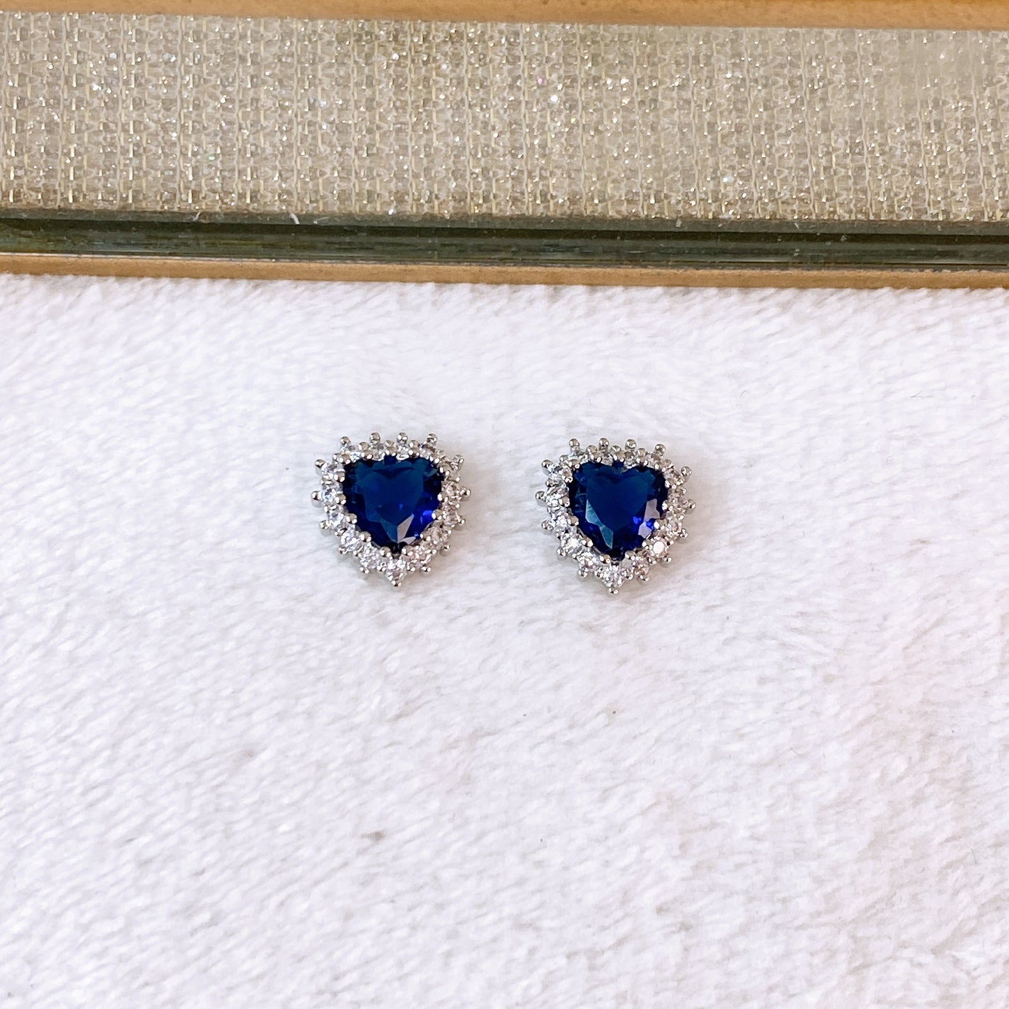 Arete de Chapa de Oro COA2868-3