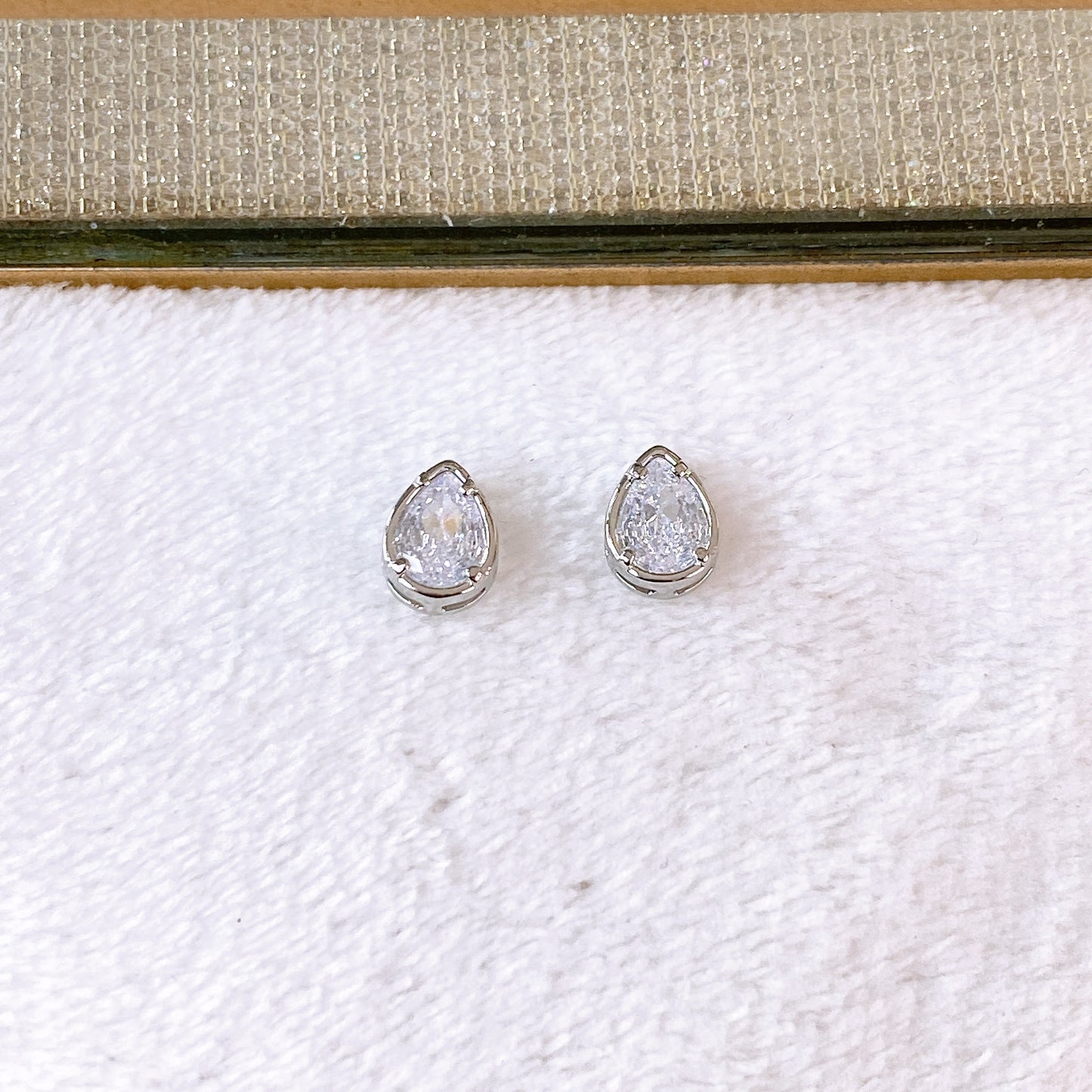 Arete de Chapa de Oro COA2863-2