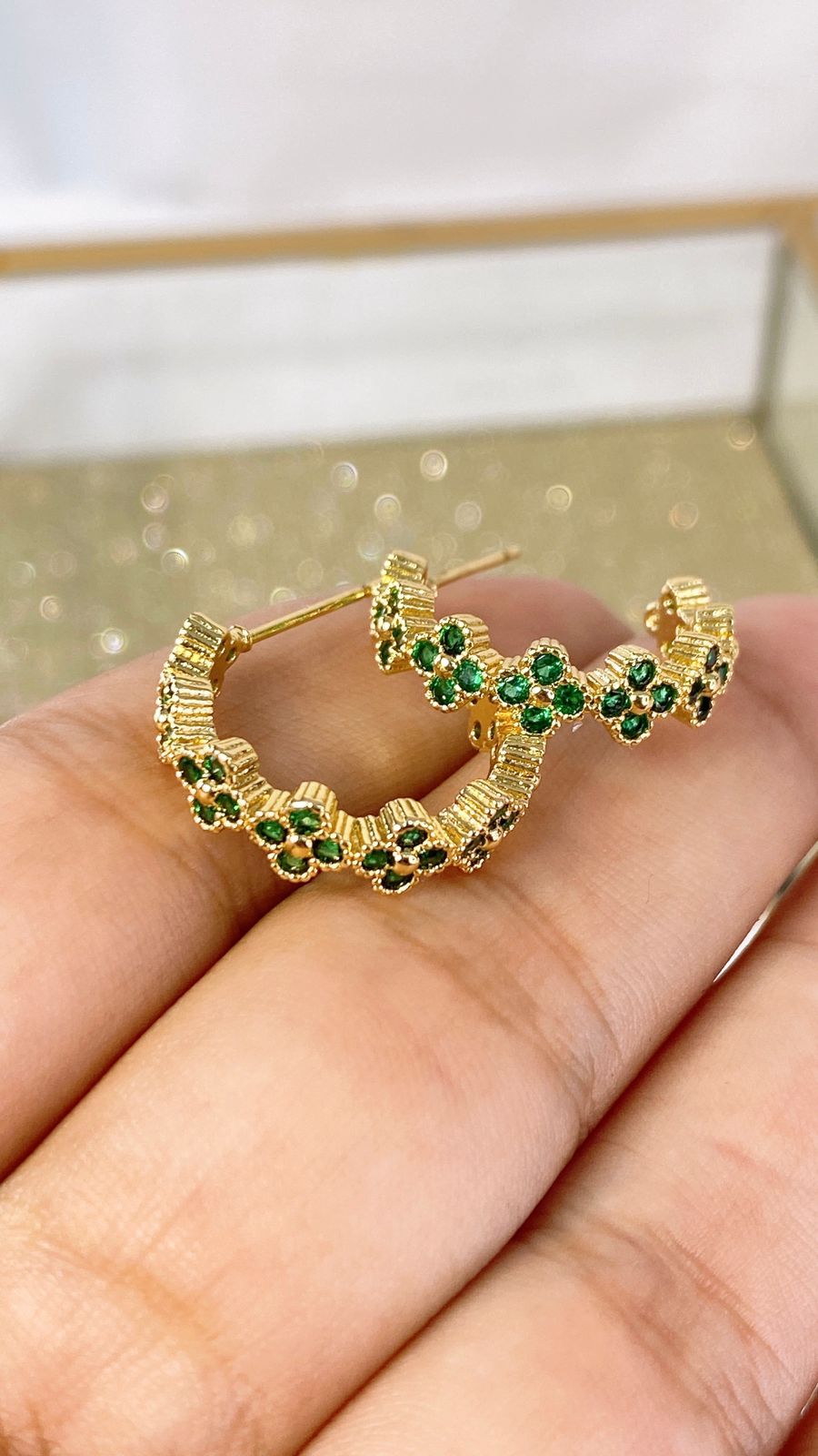 Arete de Chapa de Oro COA1921-1