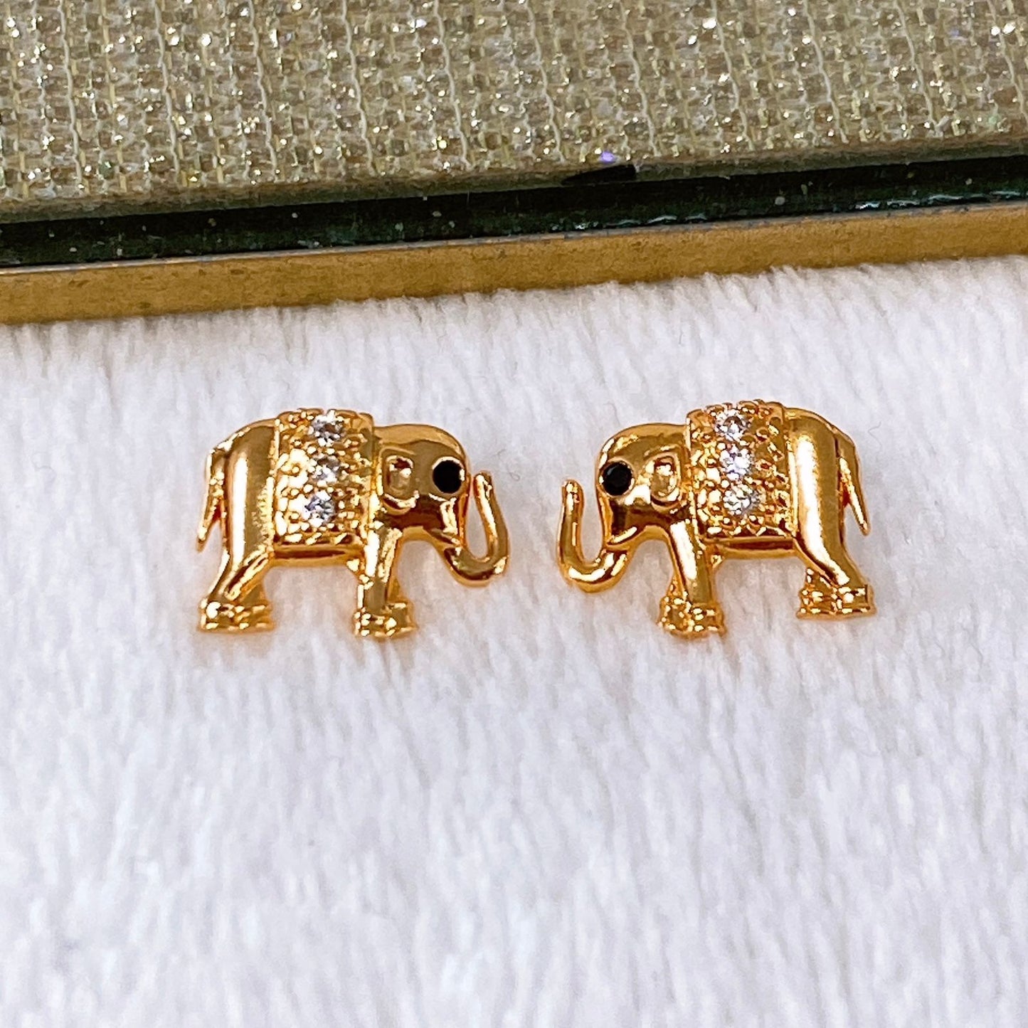 Arete de Chapa de Oro COA1954-1