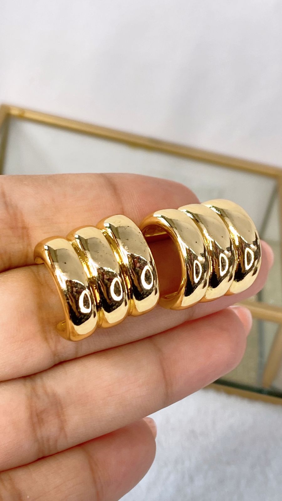 Arete de Chapa de Oro COA1959-1