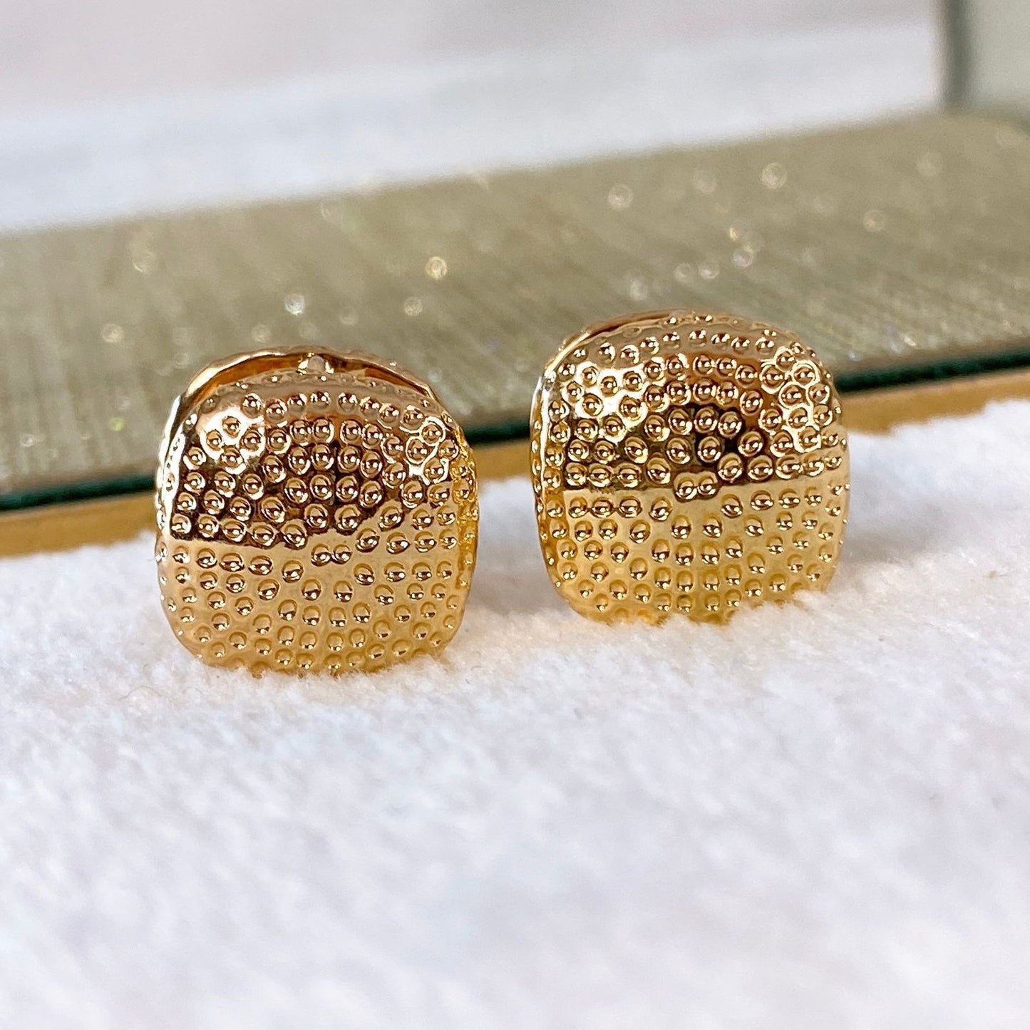 Arete de Chapa de Oro COA1979-1