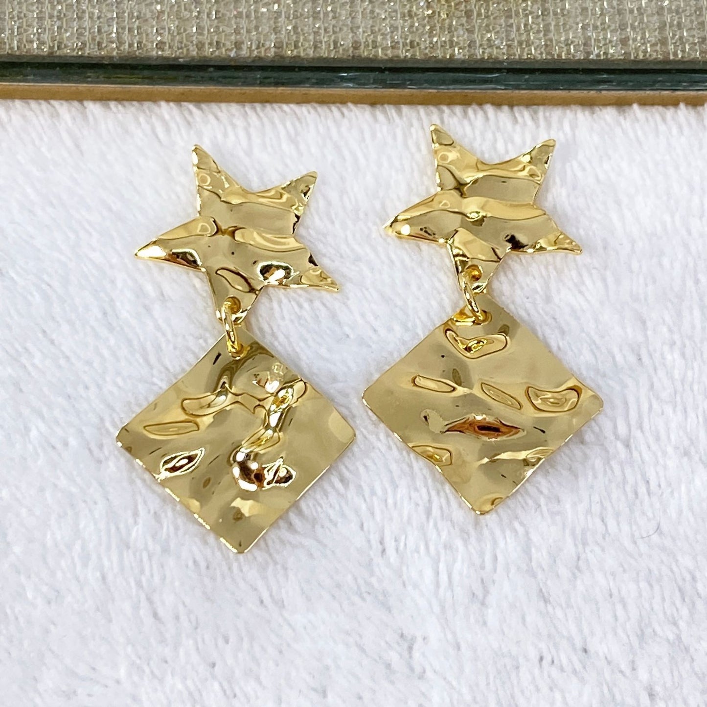 Arete de Chapa de Oro COA1986-1