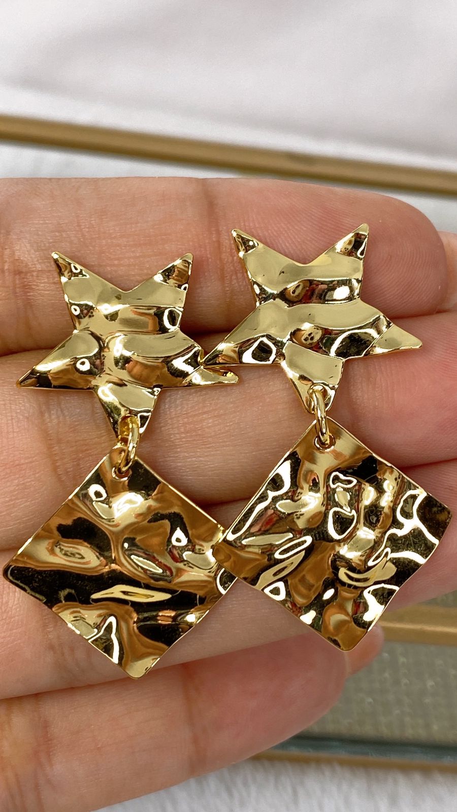 Arete de Chapa de Oro COA1986-1