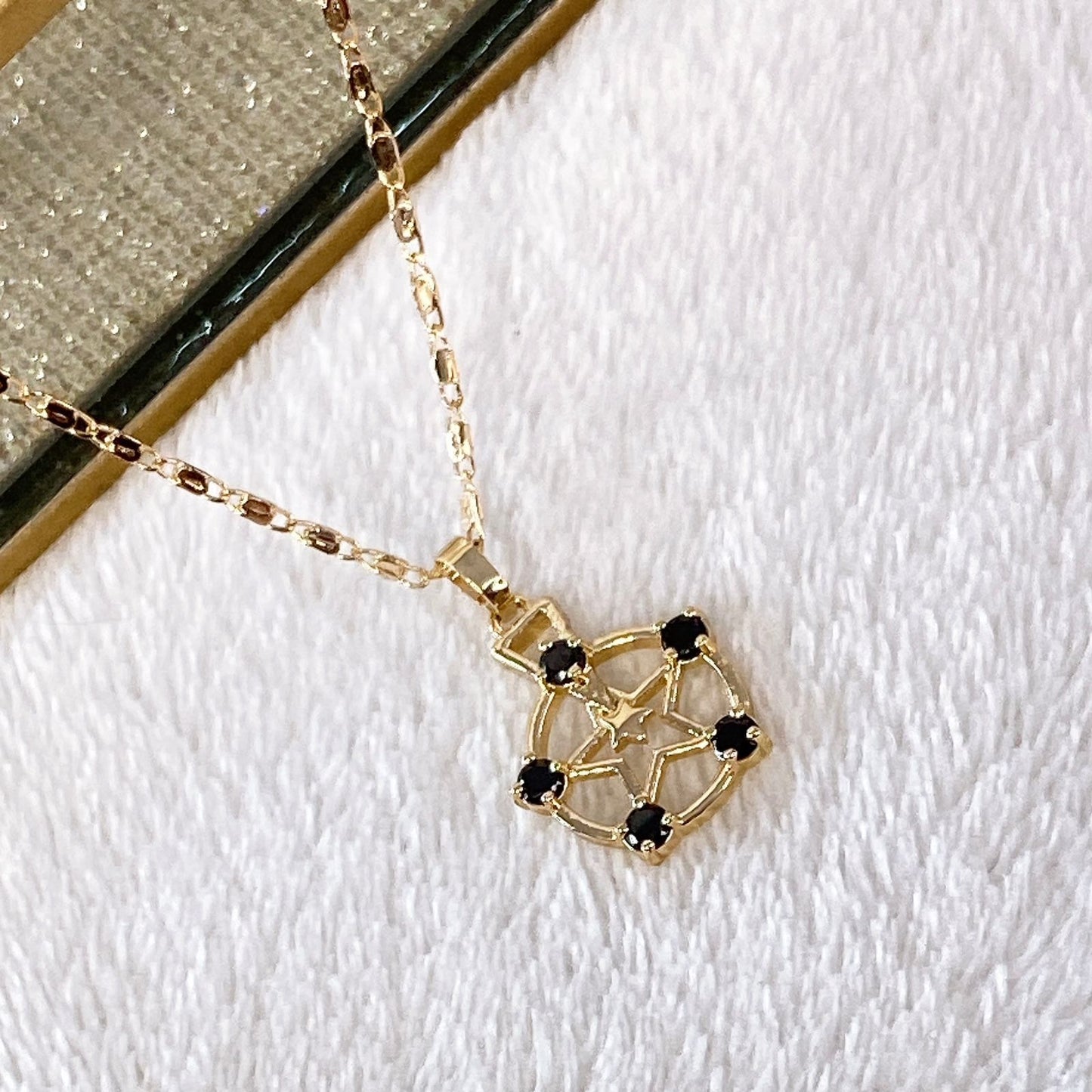 Collar de Chapa de Oro CC2140-1
