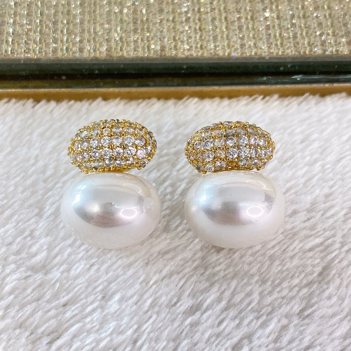 Arete de Chapa de Oro COA2004-1
