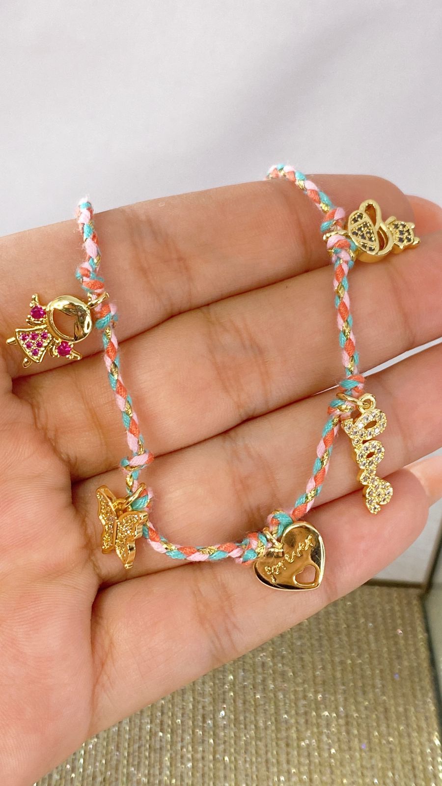 Collar Trenzado con Dijes de Chapa de Oro CC2157-1