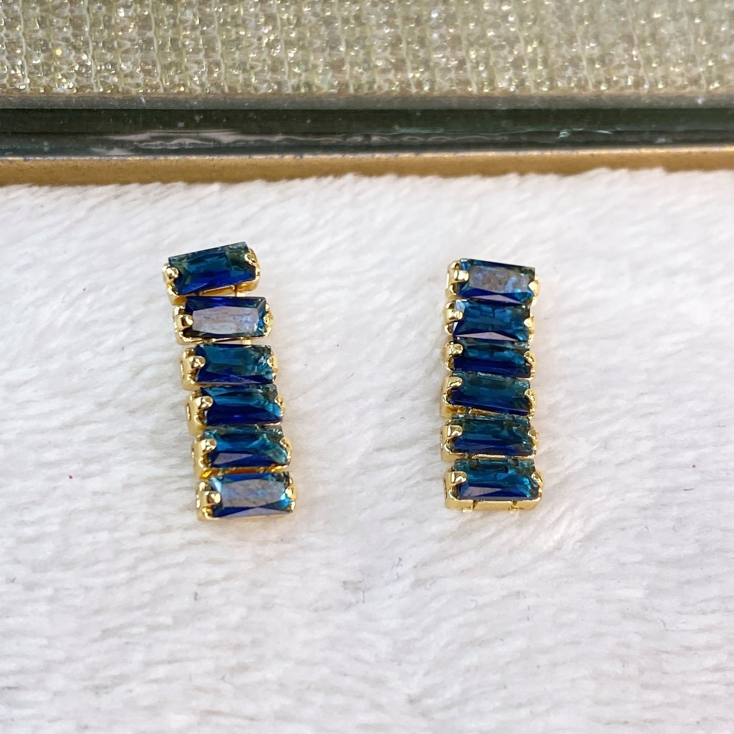 Arete de Chapa de Oro COA2021-6