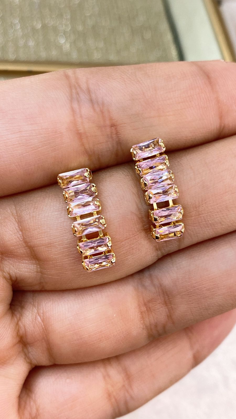 Arete de Chapa de Oro COA2021-3