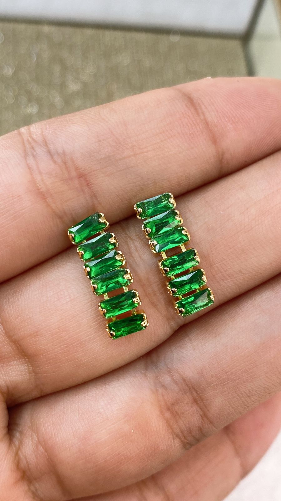Arete de Chapa de Oro COA2021-5