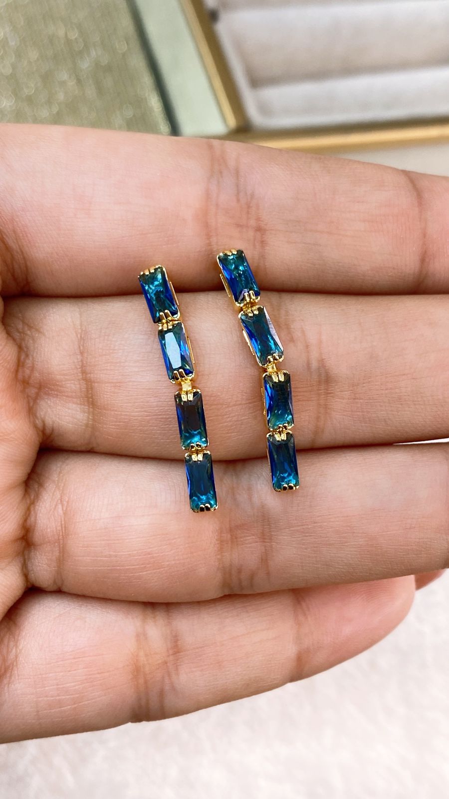 Arete de Chapa de Oro COA2138-5