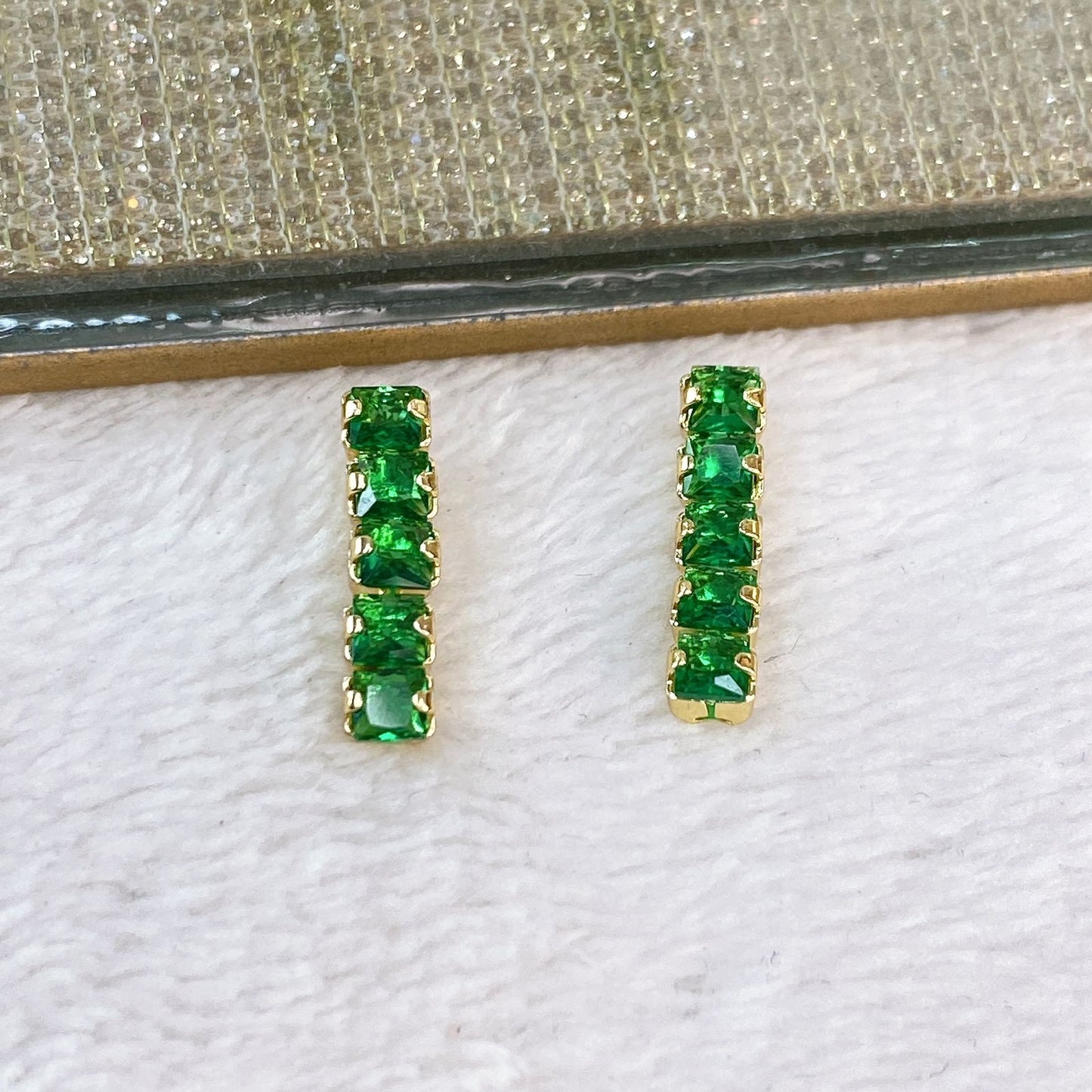 Arete de Chapa de Oro COA2024-3