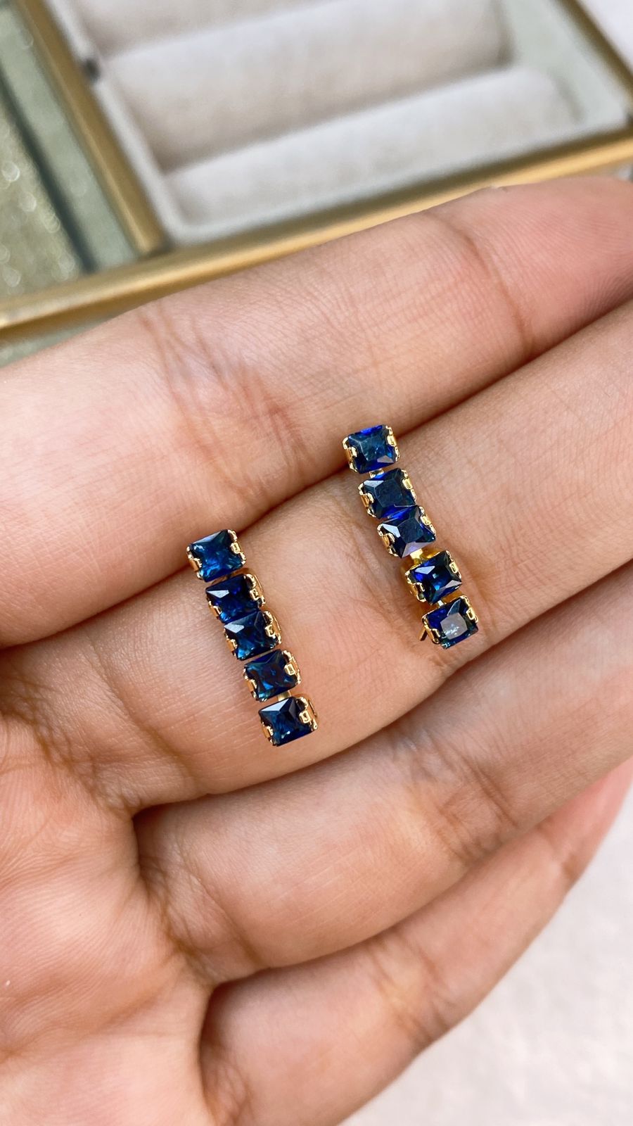 Arete de Chapa de Oro COA2024-5