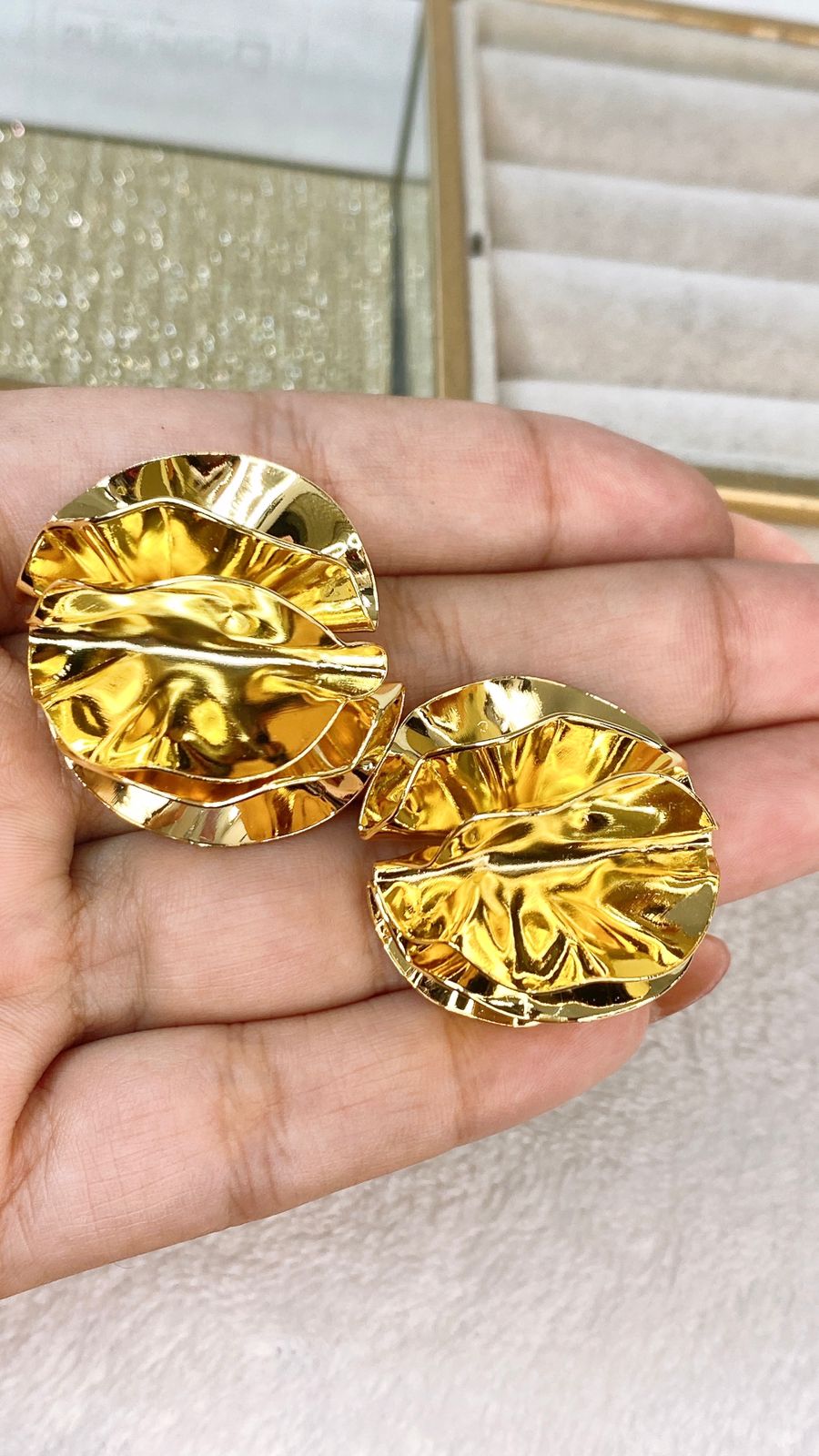 Arete de Chapa de Oro COA2044-1
