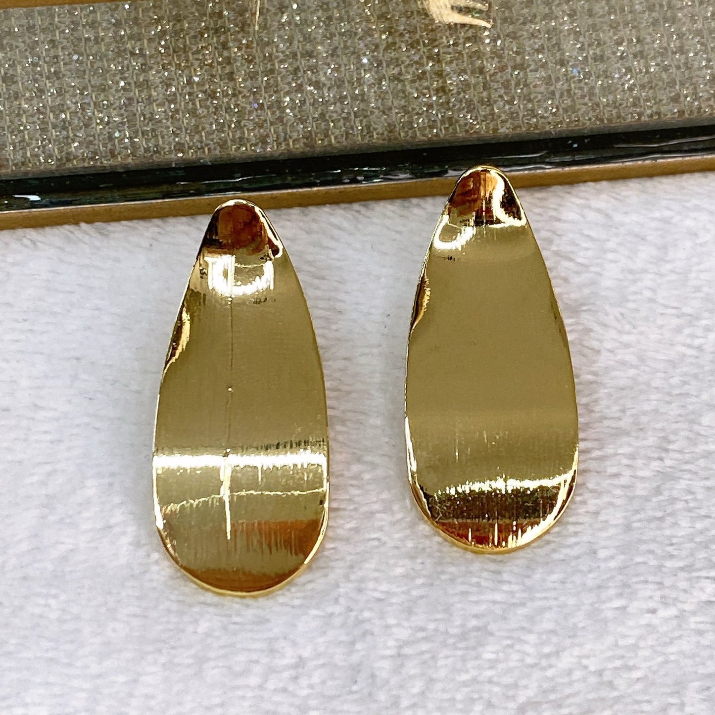 Arete de Chapa de Oro COA2046-1