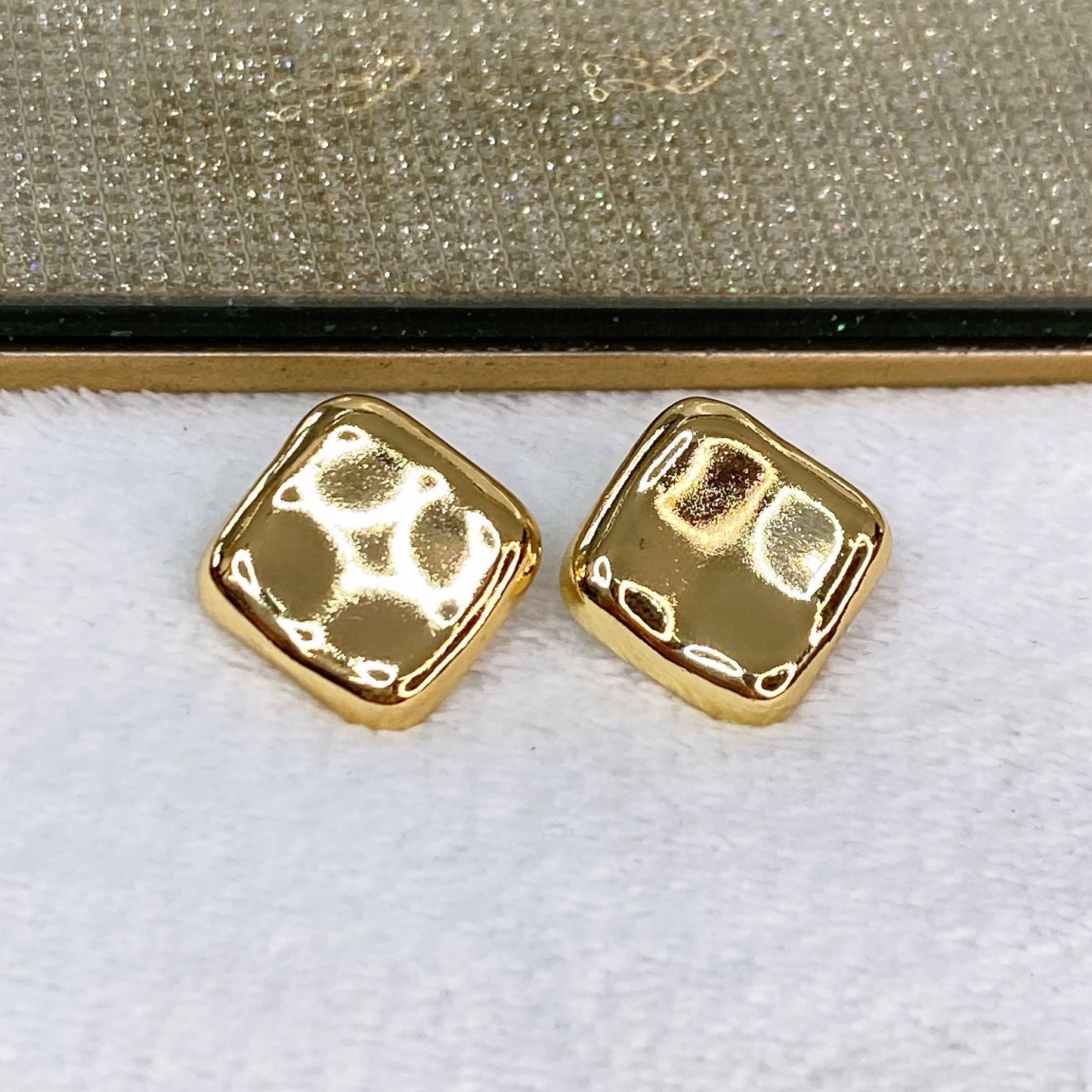 Arete de Chapa de Oro COA2040-1