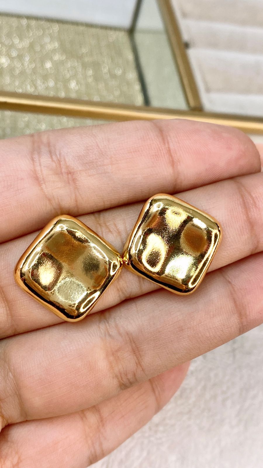 Arete de Chapa de Oro COA2040-1
