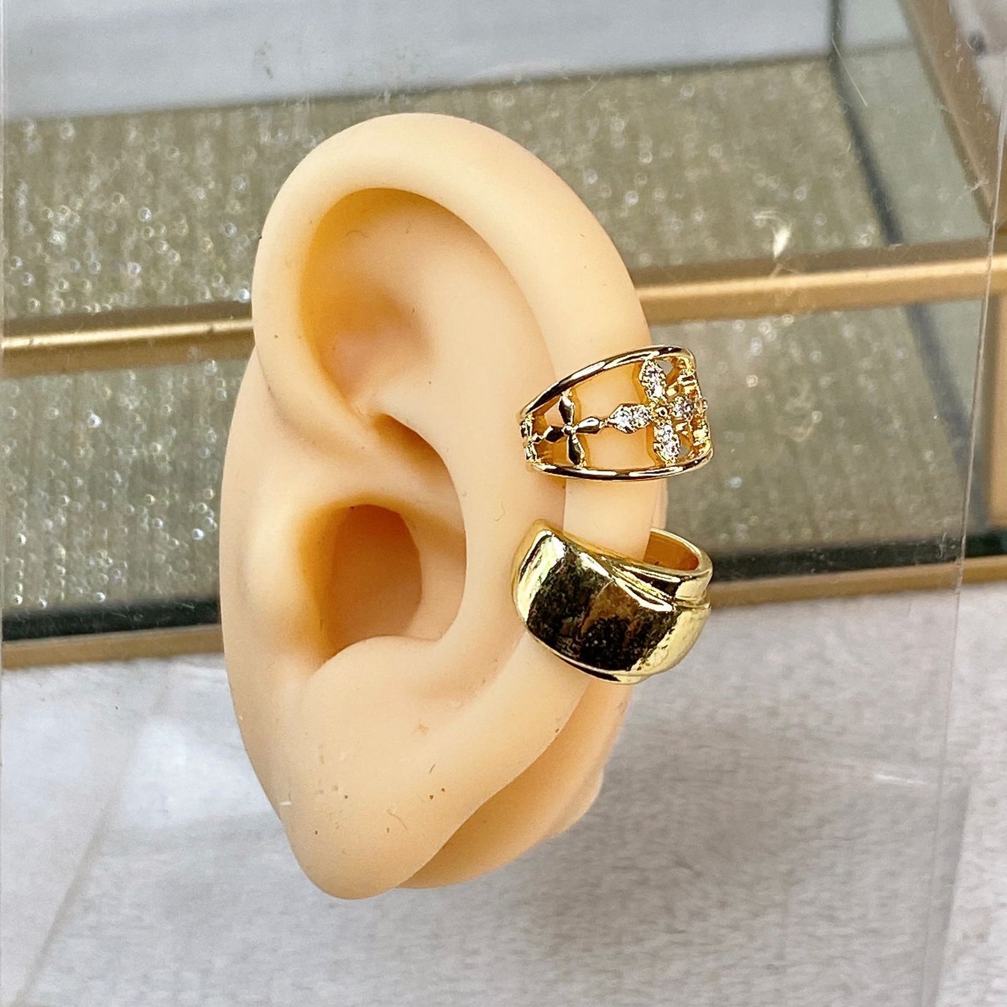 Simulador o Ear Cuff de Chapa de Oro COA2032-1