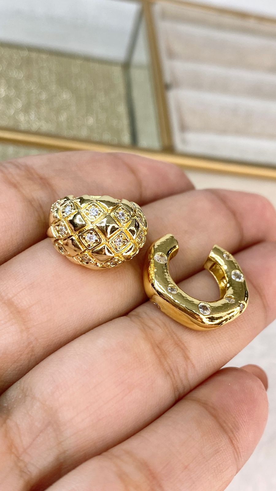 Simulador o Ear Cuff de Chapa de Oro COA2037-1