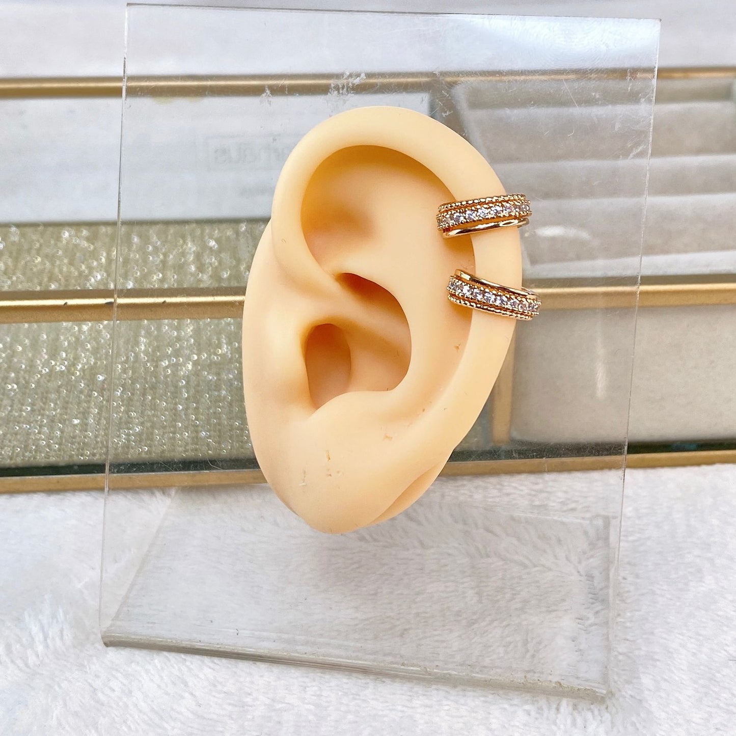 Simulador o Ear Cuff de Chapa de Oro COA2038-1