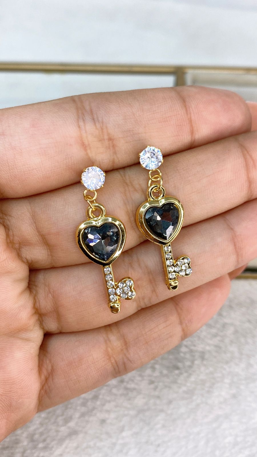 Arete de Chapa de Oro COA2350-2