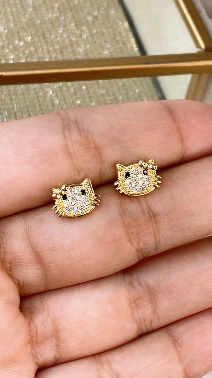 Arete de Chapa de Oro COA2155-1