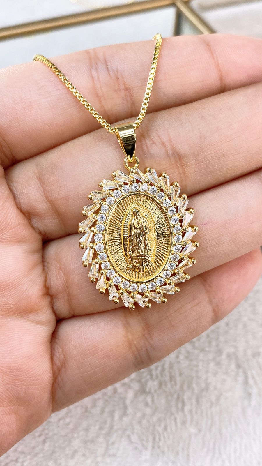 Collar de Chapa de Oro CC2281-1