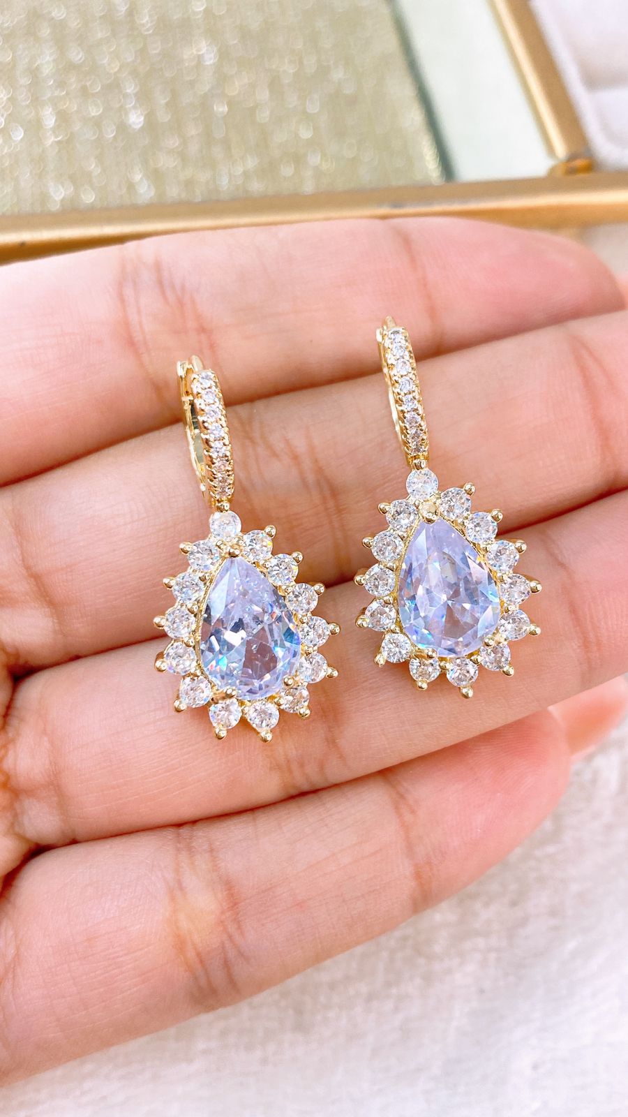 Arete de Chapa de Oro COA2358-1