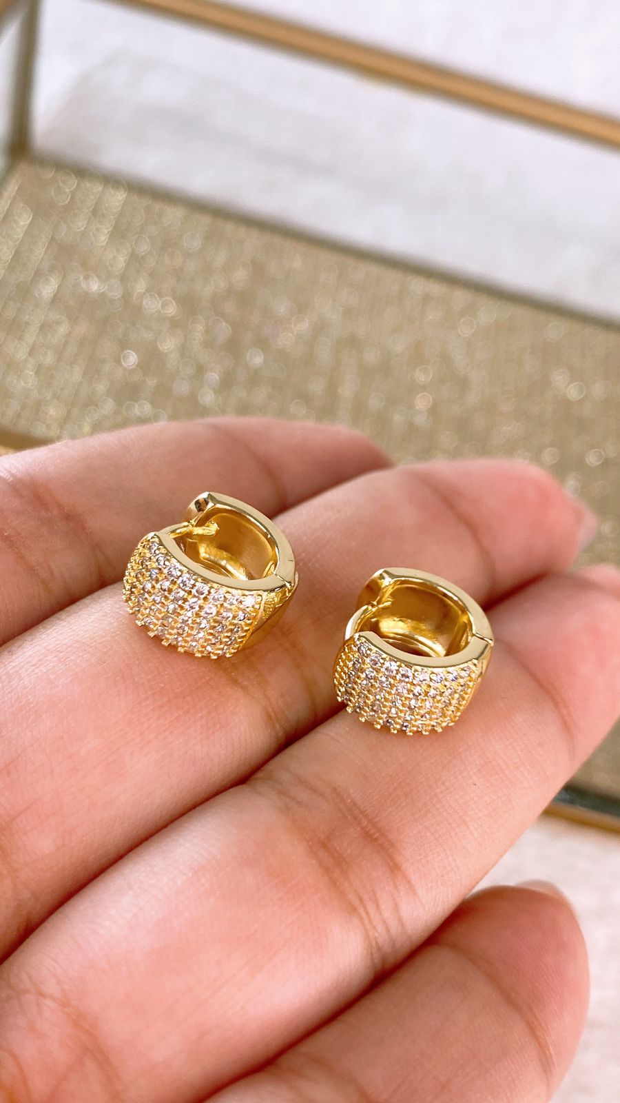 Arete de Chapa de Oro COA2388-1