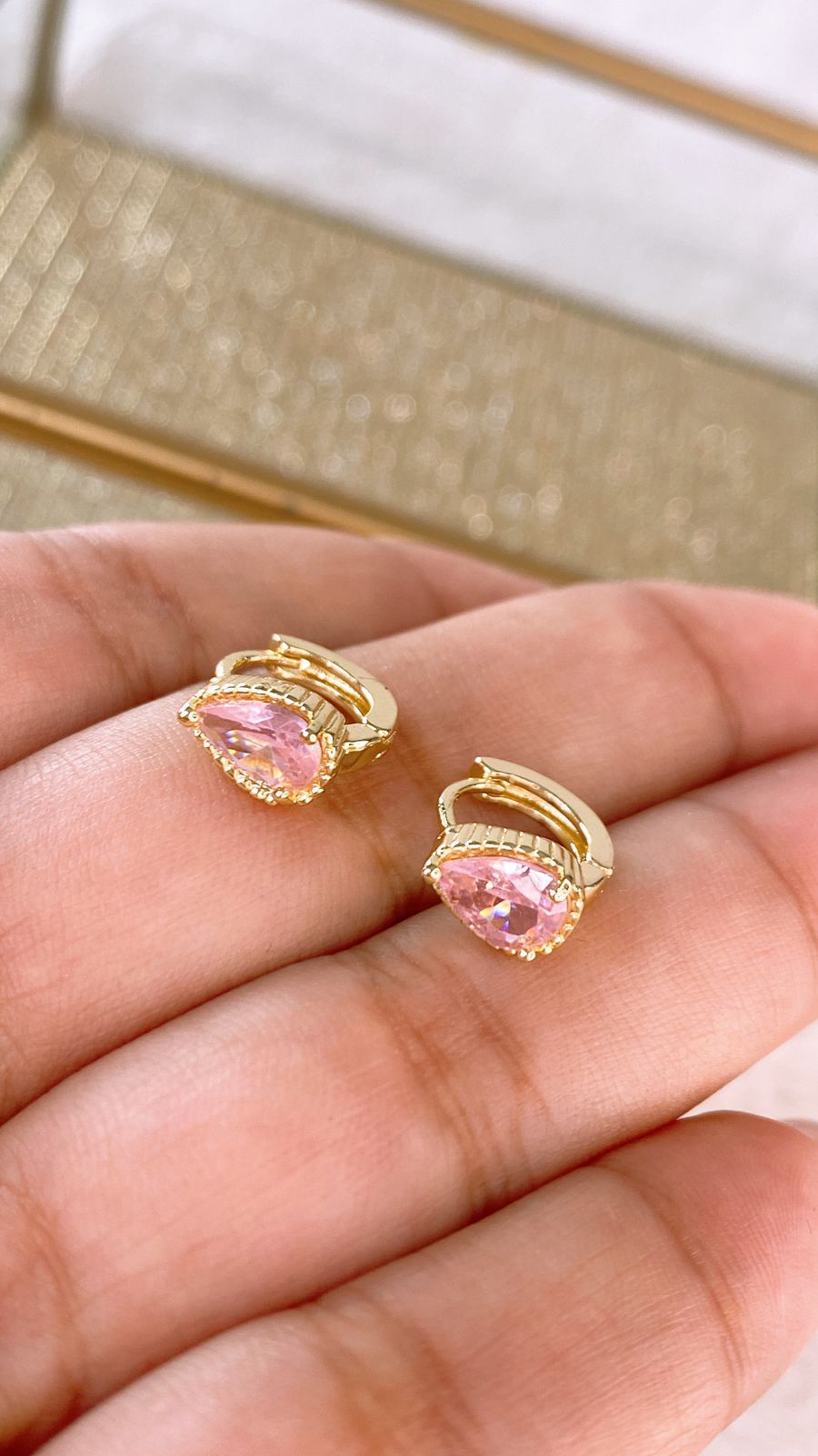 Arete de Chapa de Oro COA2387-1