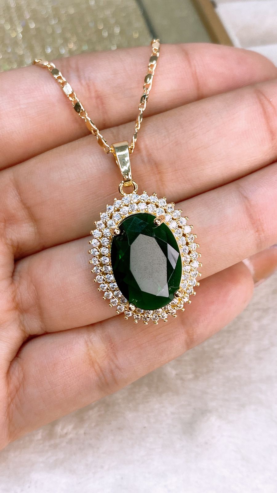 Collar de Chapa de Oro CC2325-1