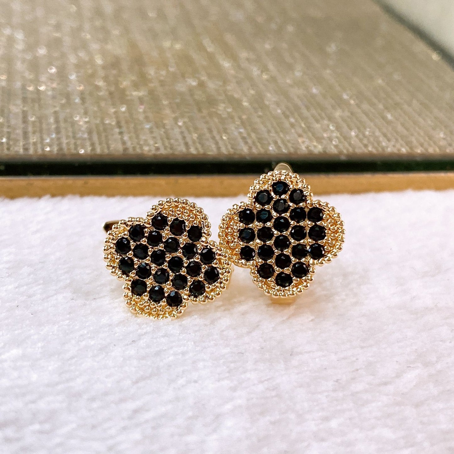Arete de Chapa de Oro COA2533-2
