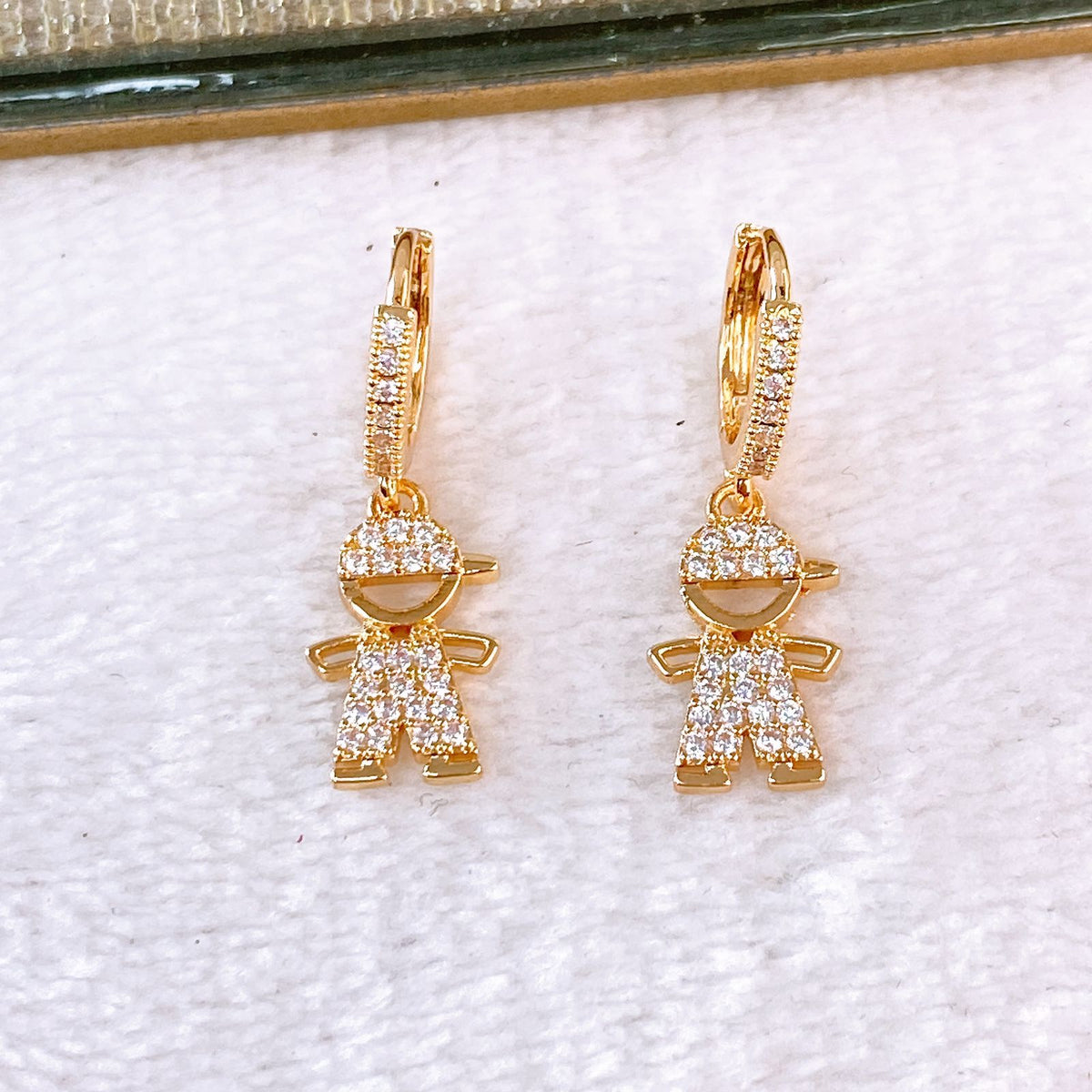 Arete de Chapa de Oro COA2556-3