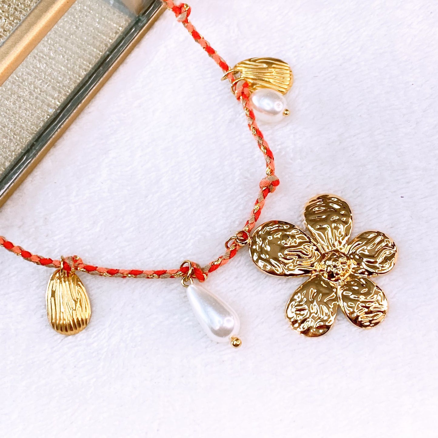 Collar de Cuerda con Dijes de Acero Inoxidable CAI3083-1