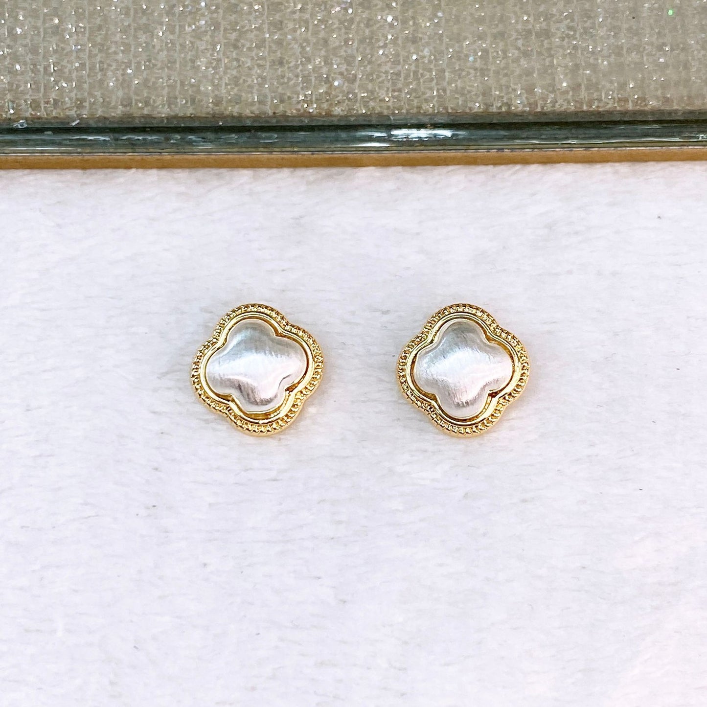 Arete de Chapa de Oro COA2638-1